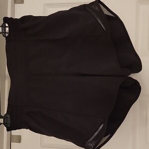 Lululemon Black Hotty Hot high rise 4" inseam size 4